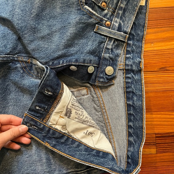Women’s Levi’s 501 size 30 - Picture 5 of 7